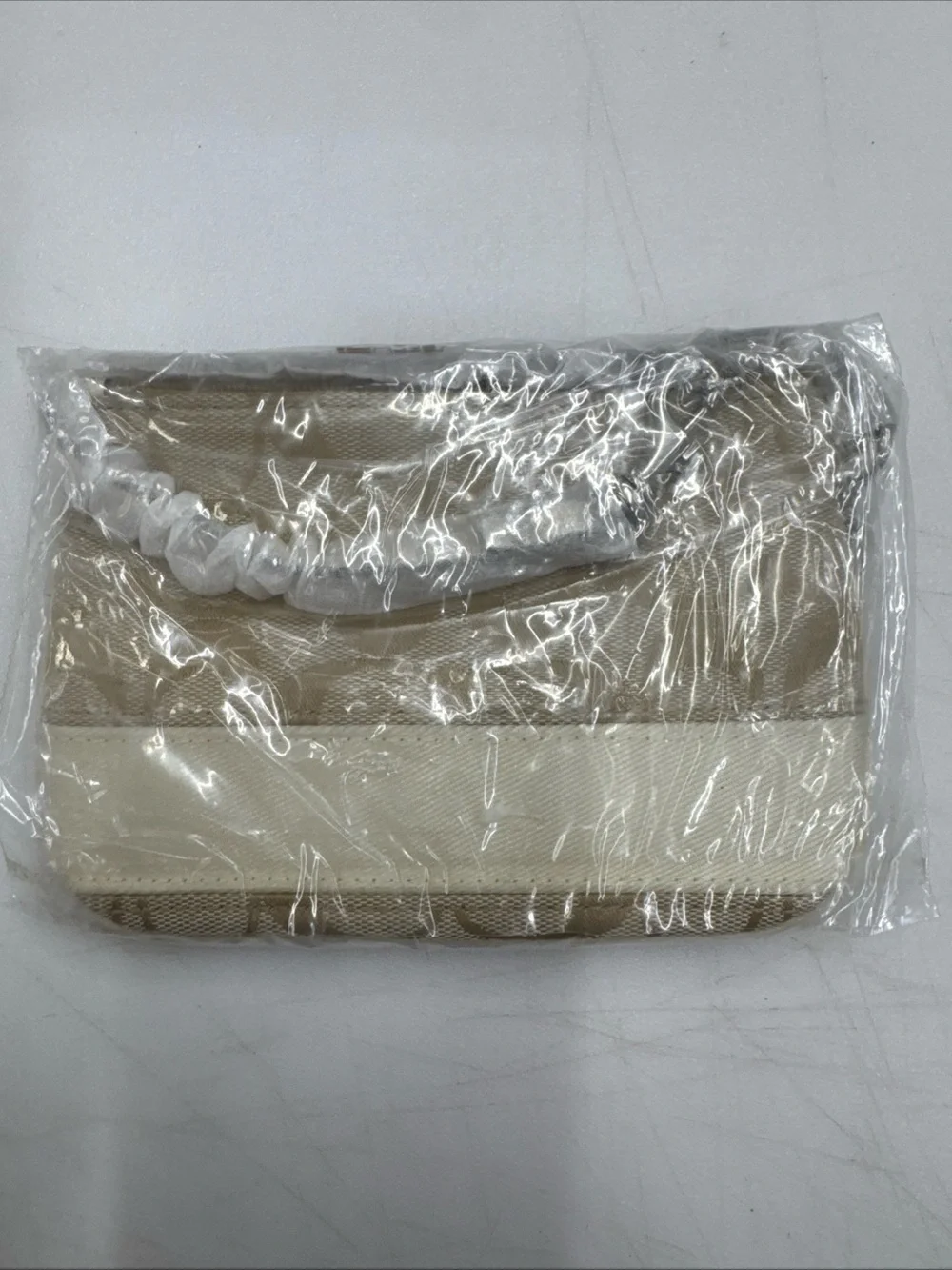 Coach Signature Stripe Small Wristlet in Beige Canvas Tan Stripe BRAND NEW!